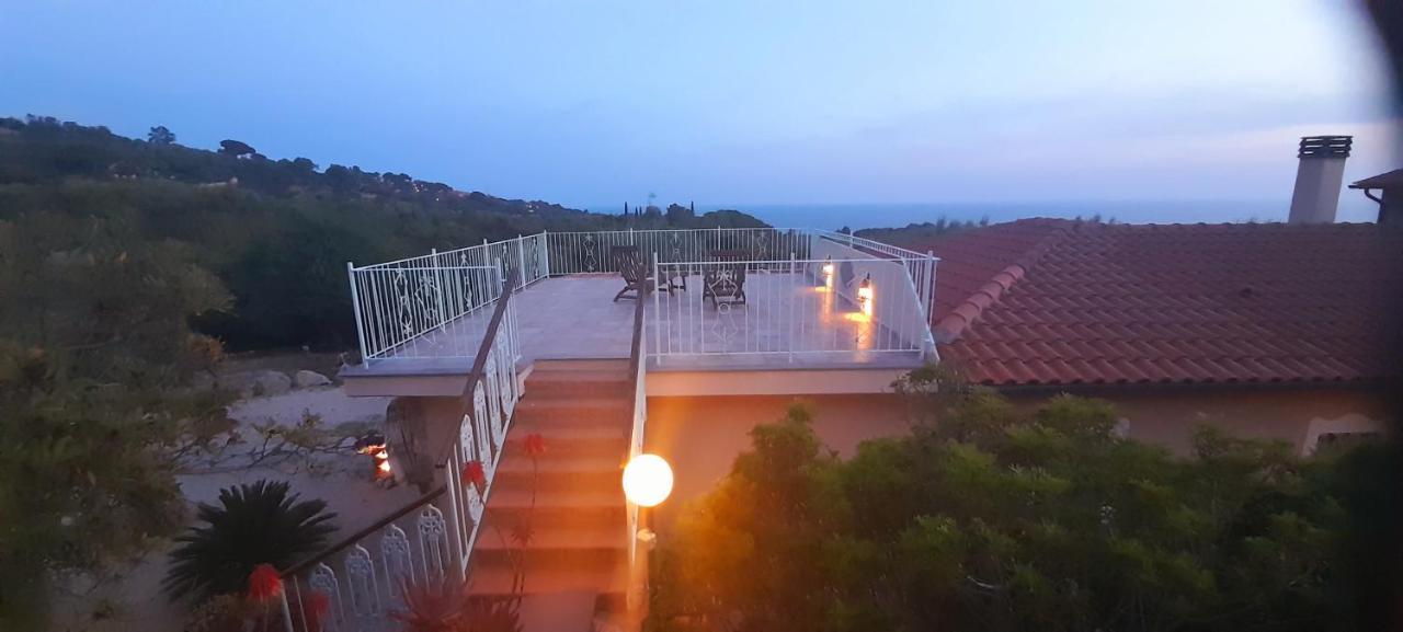 Villatramontistella Suite Capoliveri  Extérieur photo