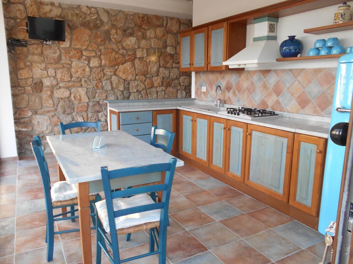 Villatramontistella Suite Capoliveri  Extérieur photo